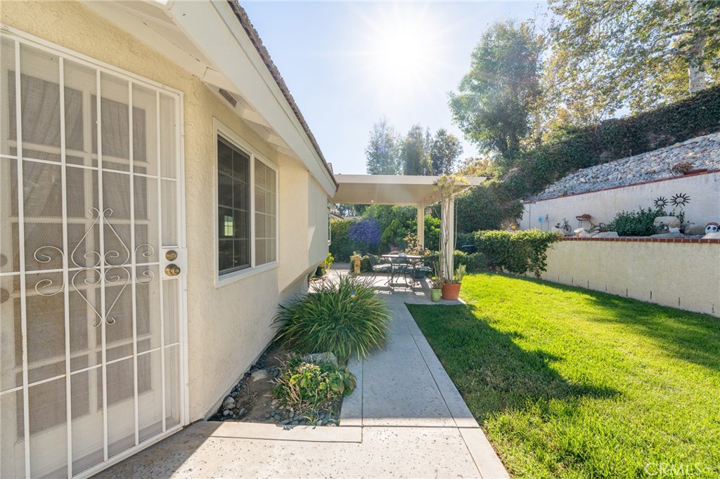 10554 Champagne Road Rancho Cucamonga, CA 91737 - Photo 23 of 25 Primary Bedroom Door to Back Yard
