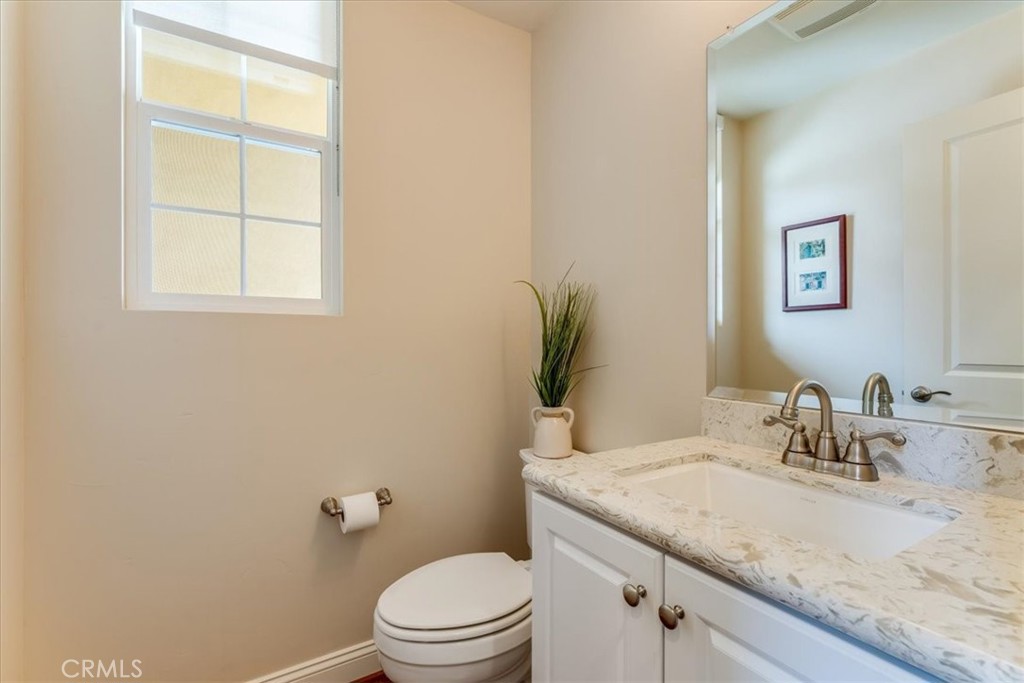 1176 Spring Azure Way Nipomo, CA 93444 - Photo 18 of 40 Powder Room