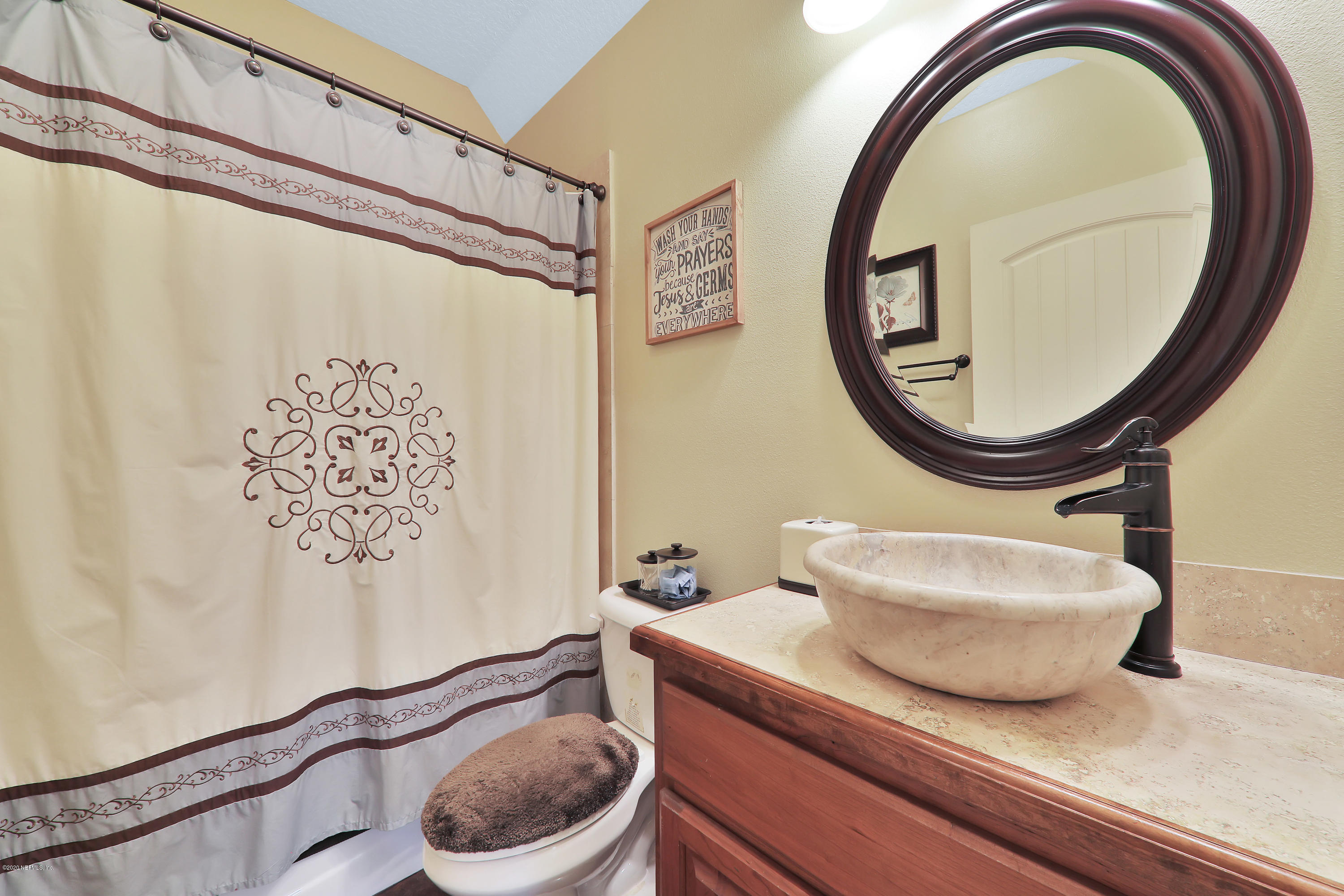 5301 Lourcey Road Jacksonville, FL 32257 - Photo 20 of 44 Bathroom