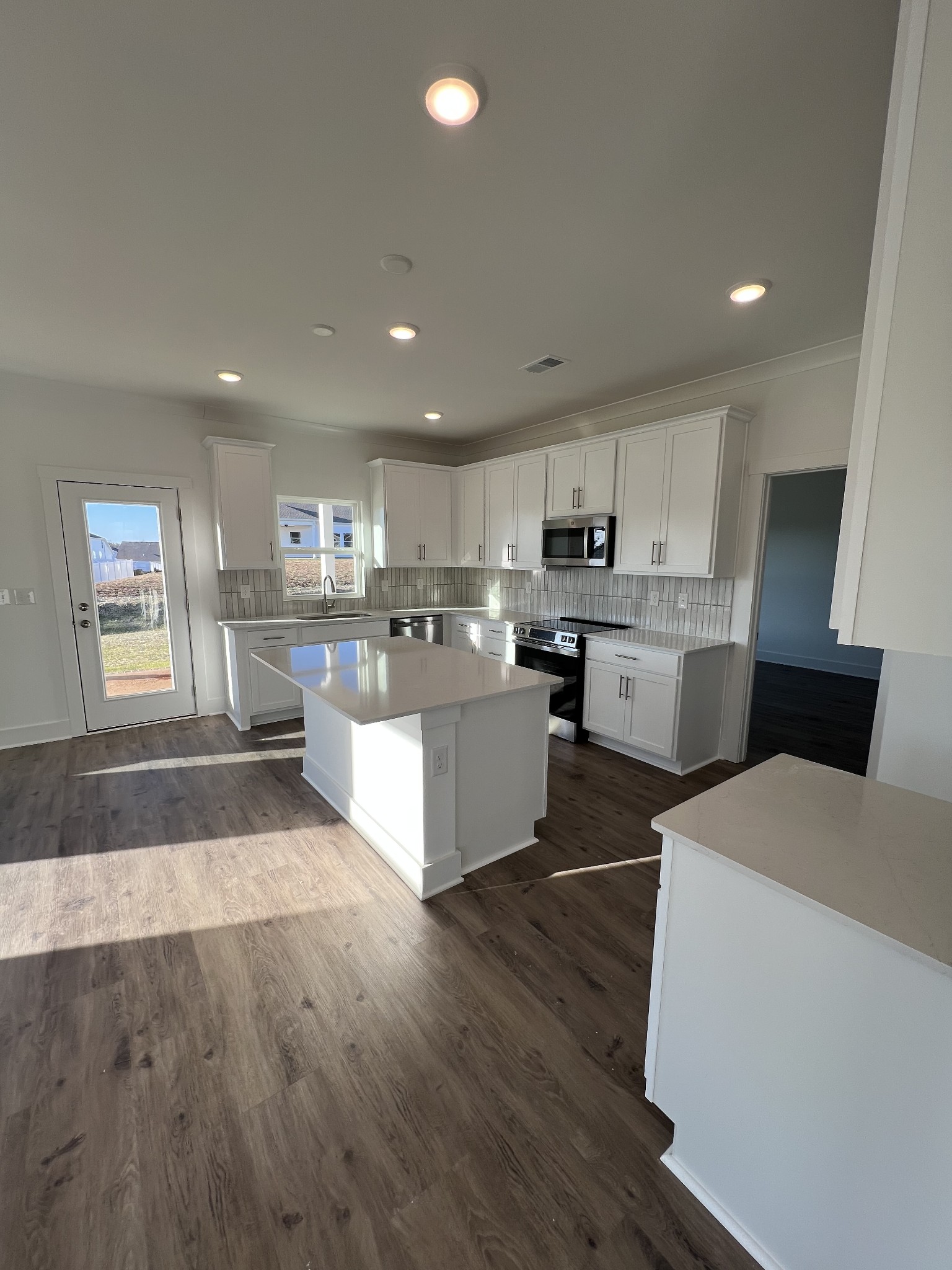 302 Strong Street Columbia, TN 38401 - Photo 3 of 34