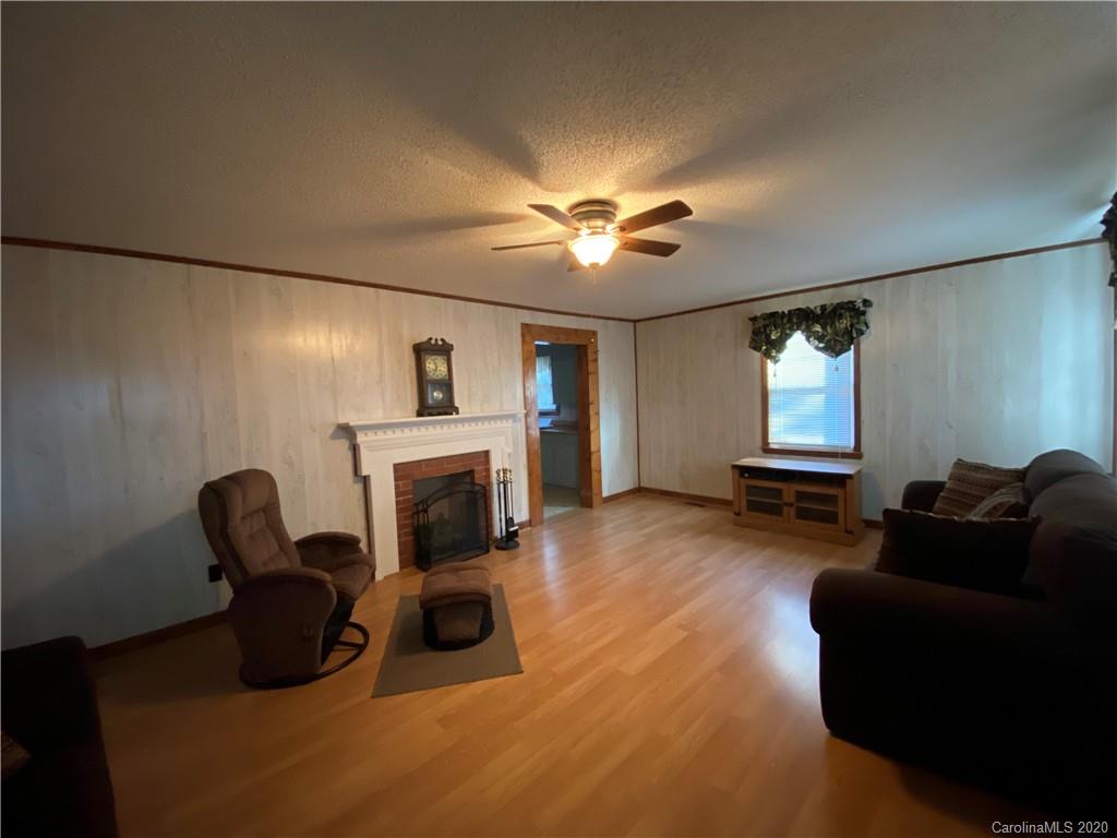 109 South Jackson Road Lancaster, SC 29720 - Photo 4 of 12 Gallery Image 4