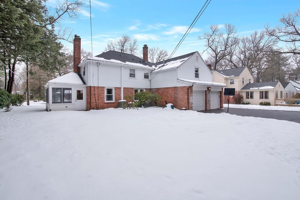 37 Normandy Road Springfield, MA 01106 - Photo 2 of 34 Gallery Image 2