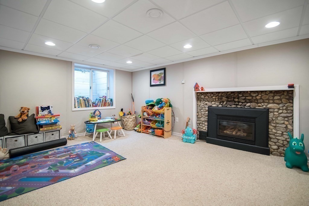 37 Normandy Road Springfield, MA 01106 - Photo 29 of 34 Gallery Image 29