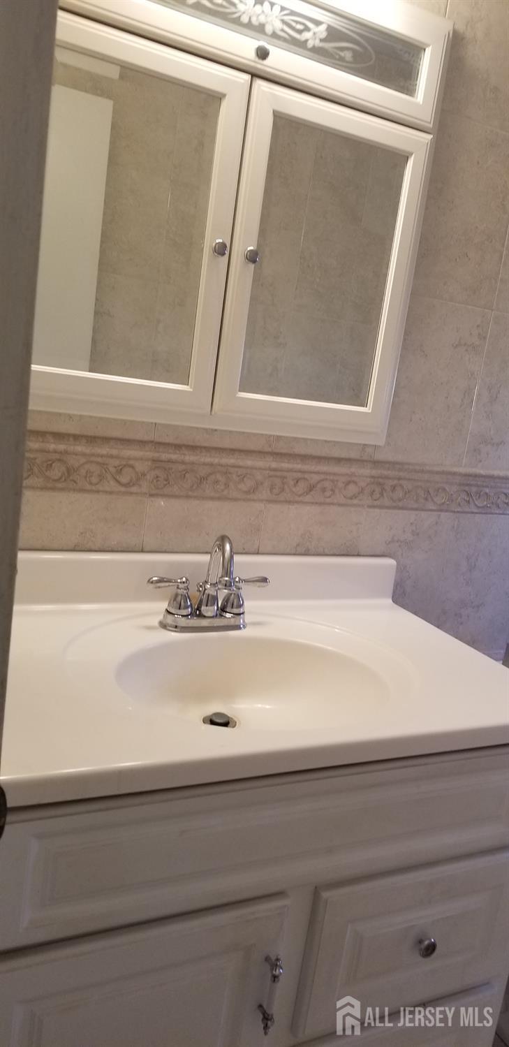 27 Judson Street, Unit 13B Edison, NJ 08837 - Photo 9 of 9