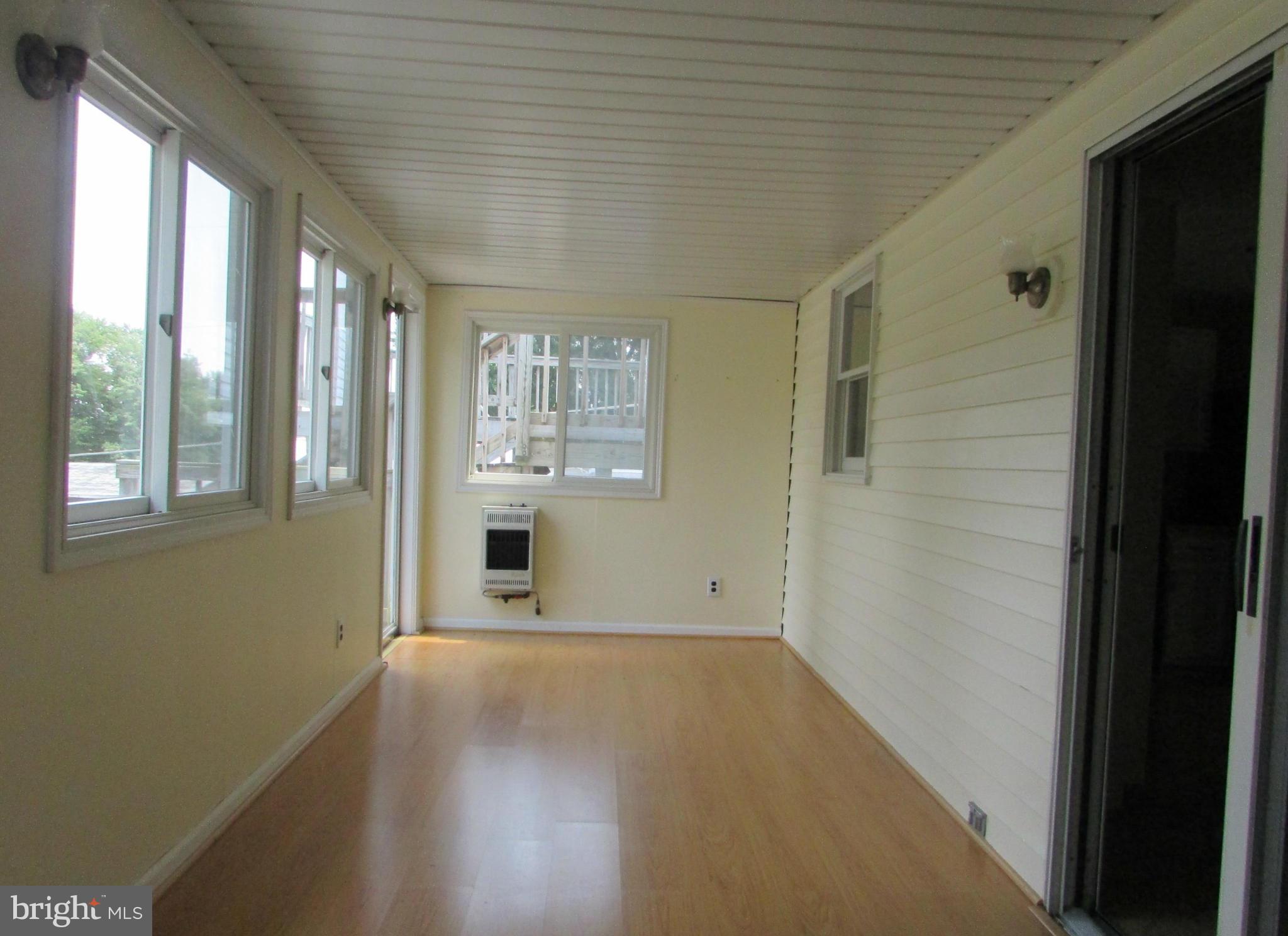 2744 Rowe Road New Windsor, MD 21776 - Photo 16 of 28 Sunroom