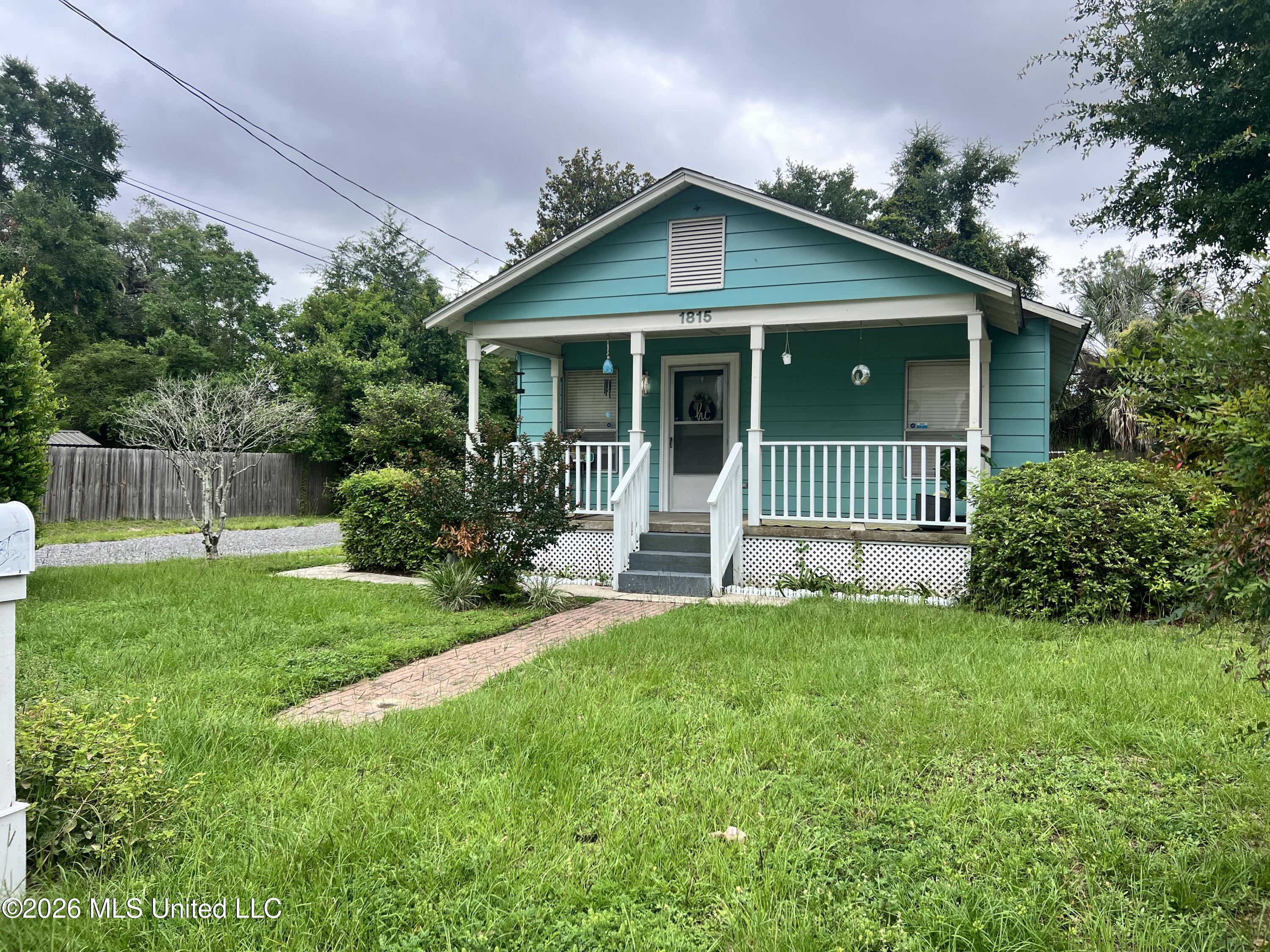1815 24th Street Gulfport, MS 39501 - Photo 1 of 25 IMG_4202