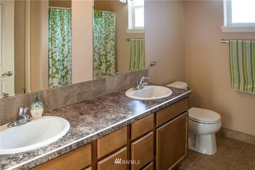 514 Young Road Northeast Moses Lake, WA 98837 - Photo 21 of 25 Gallery Image 21