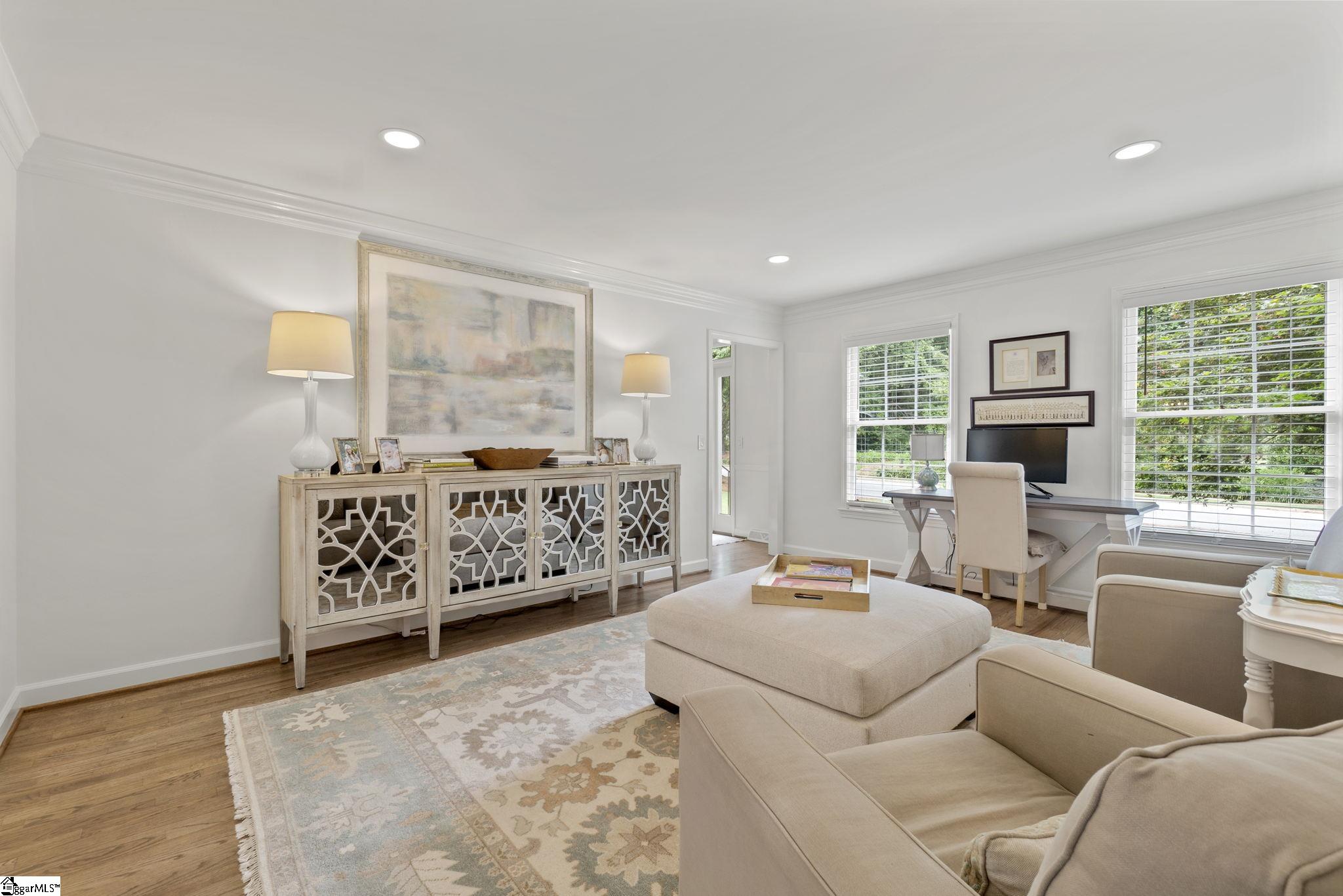 307 Sugar Mill Road Greer, SC 29650 - Photo 8 of 36 Gallery Image 8