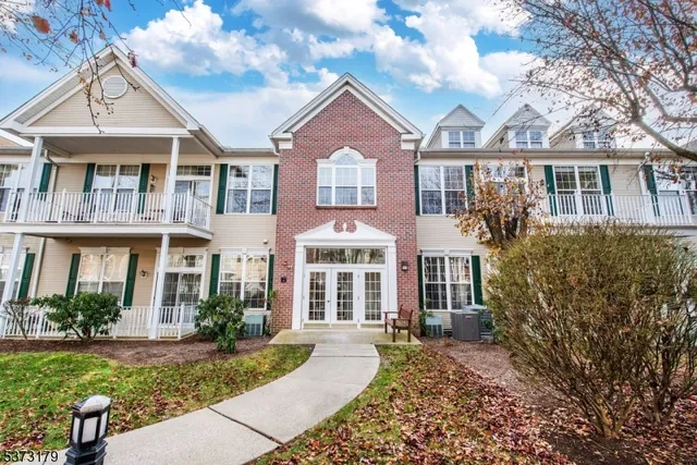 $559,000 | 511 4 Seasons Drive, Unit 511, Wayne, NJ 07470
