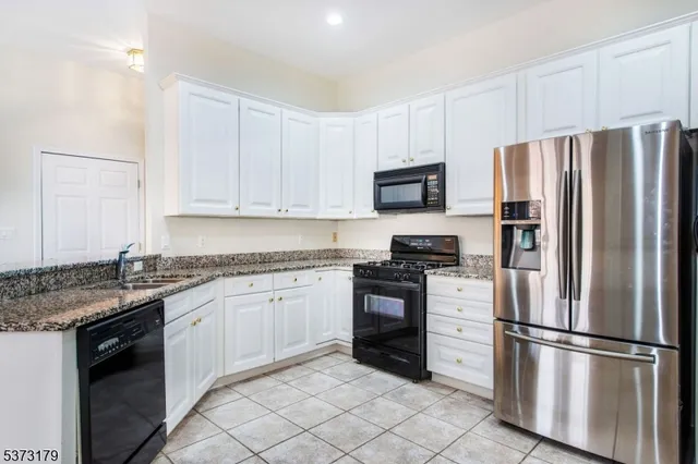 $559,000 | 511 4 Seasons Drive, Unit 511, Wayne, NJ 07470