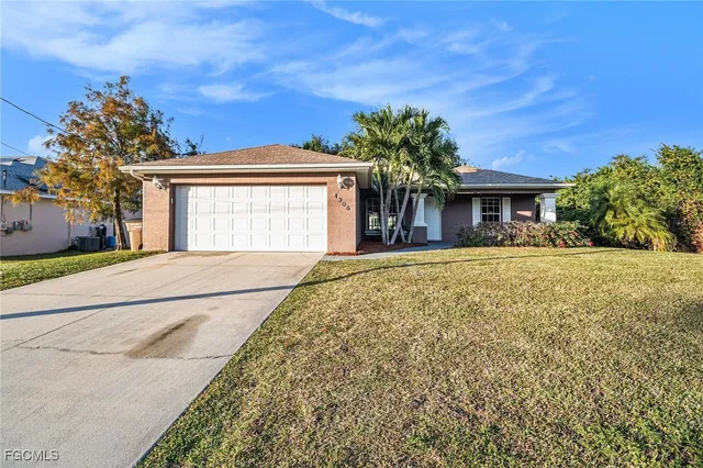 $295,000 | 4306 14th Street Southwest, Lehigh Acres, FL 33976