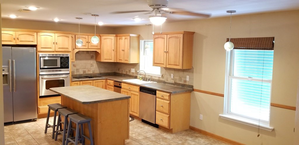 66 Millender Street Eastpoint, FL 32328 - Photo 9 of 73