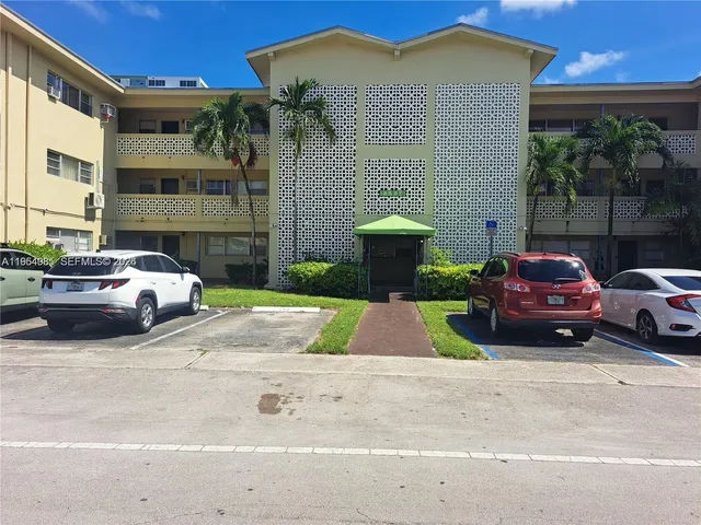$250,000 | 11930 Northeast 19th Drive, Unit 2, North Miami, FL 33181