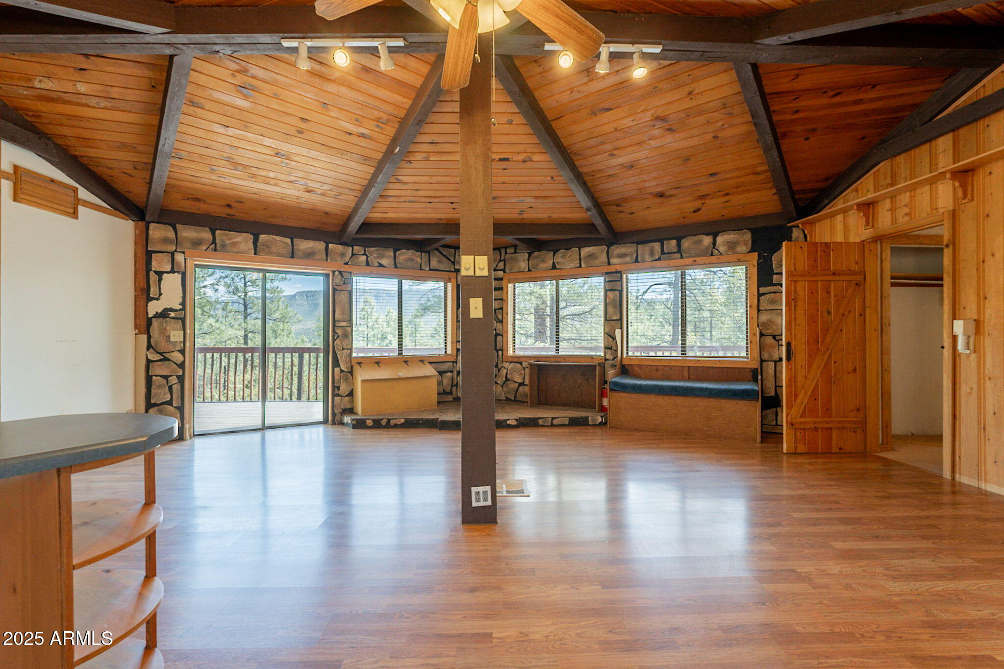 3524 Kelly Circle Pine, AZ 85544 - Photo 11 of 69 16-web-or-mls-Kelly-16