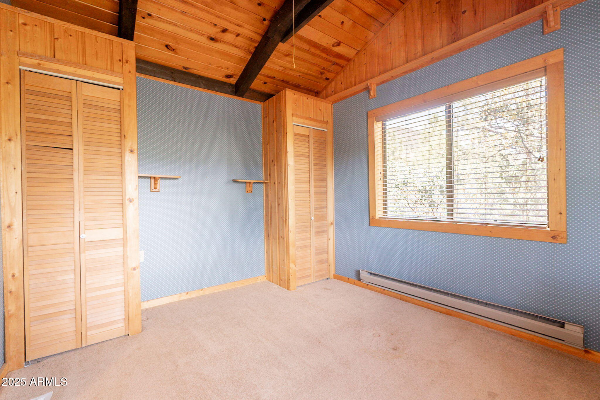 3524 Kelly Circle Pine, AZ 85544 - Photo 23 of 69 a view of an empty room with a window