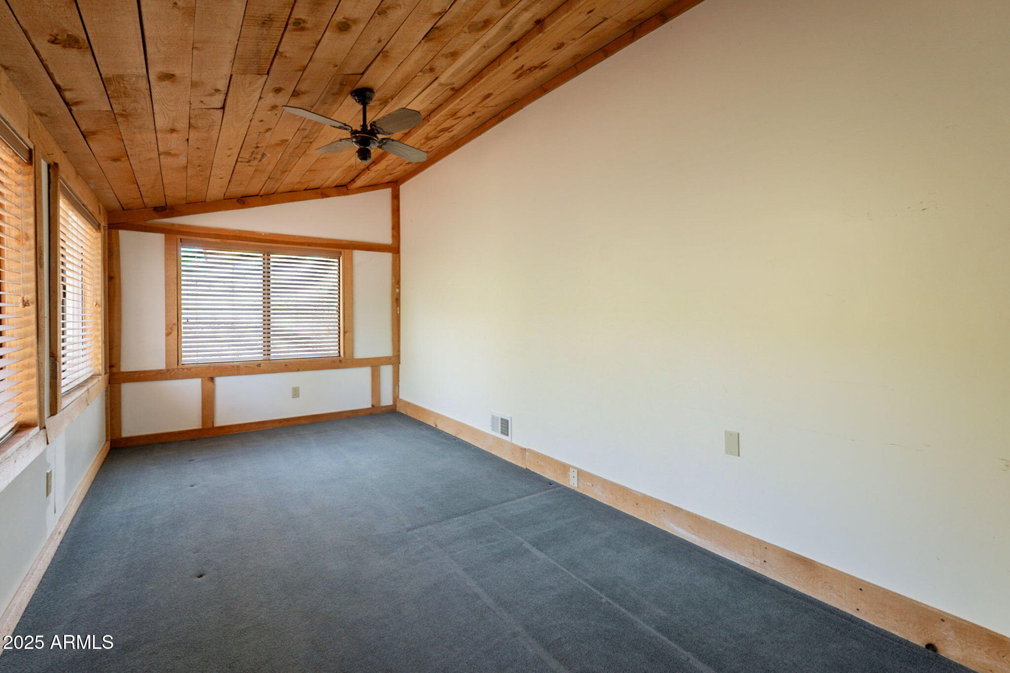 3524 Kelly Circle Pine, AZ 85544 - Photo 30 of 69 a view of an empty room with a window