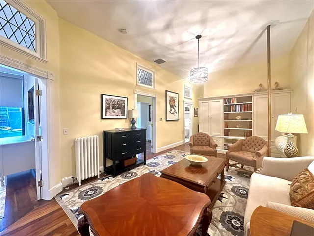 $4,000 | 10 Young Street, Unit 2, Newport, RI 02840