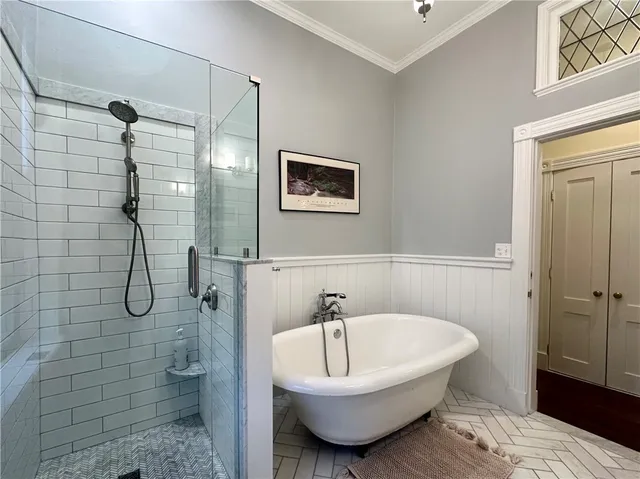 $4,000 | 10 Young Street, Unit 2, Newport, RI 02840