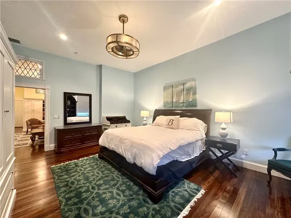 $4,000 | 10 Young Street, Unit 2, Newport, RI 02840