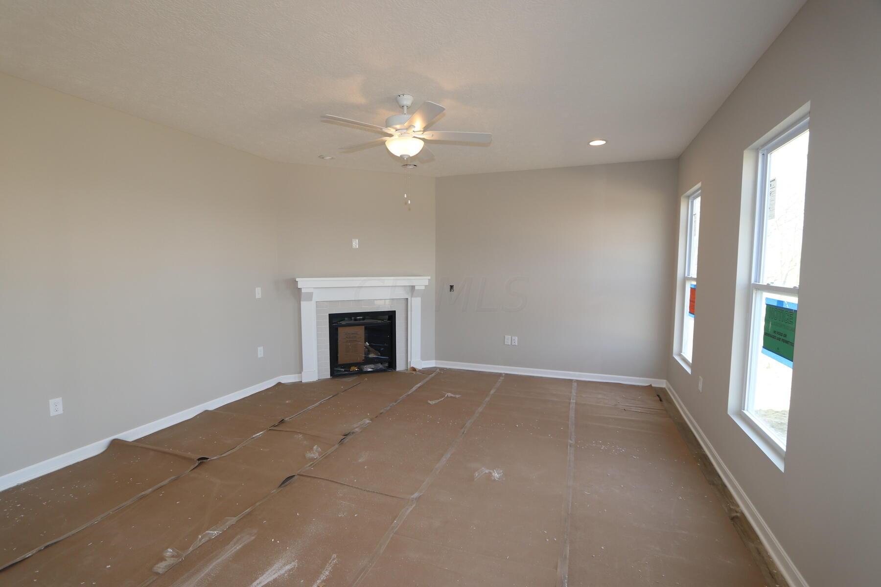 58 Chambers Bay Road Commercial Point, OH 43116 - Photo 5 of 19 Family Room