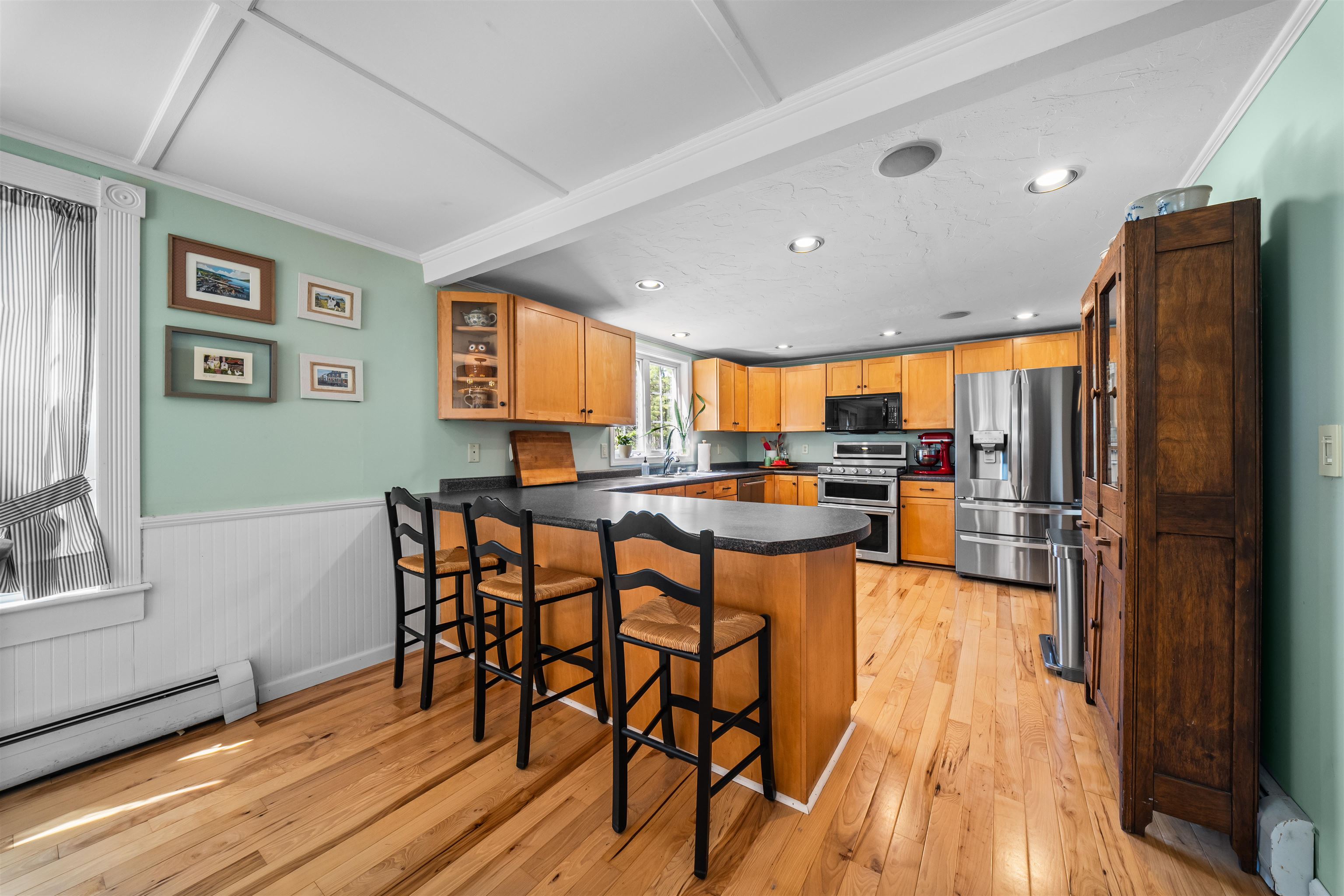 372 Mountain Road Concord, NH 03301 - Photo 15 of 47