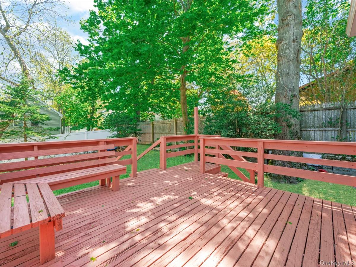53 Nautilus Road Rocky Point, NY 11778 - Photo 16 of 19