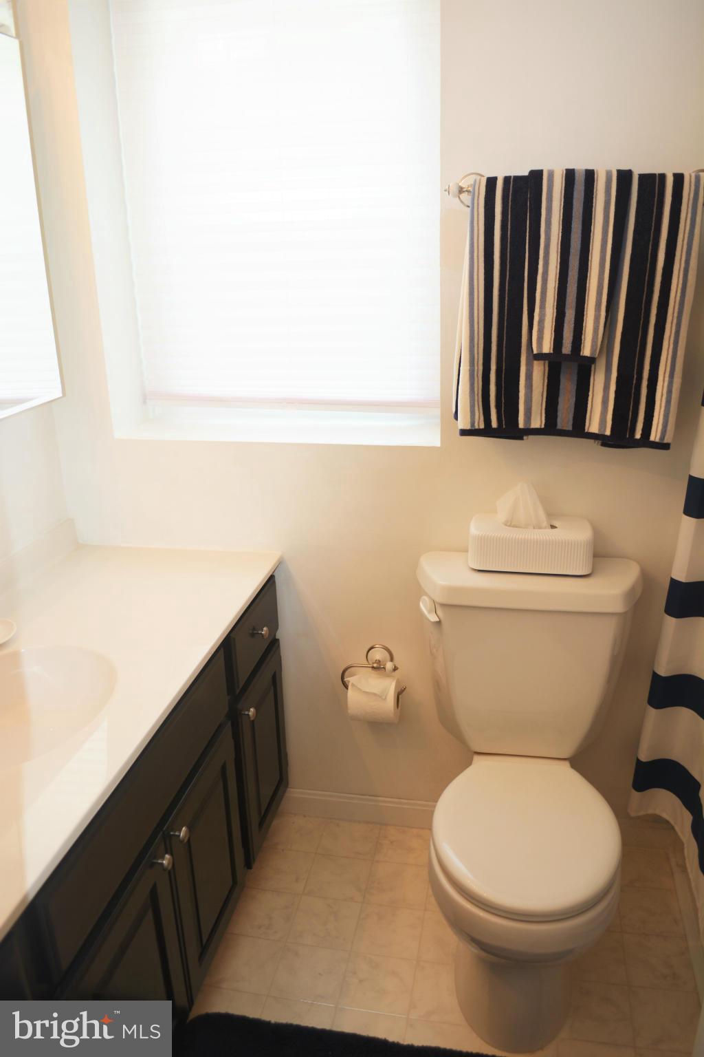 16208 Jerald Road Laurel, MD 20707 - Photo 11 of 26 Main Bath
