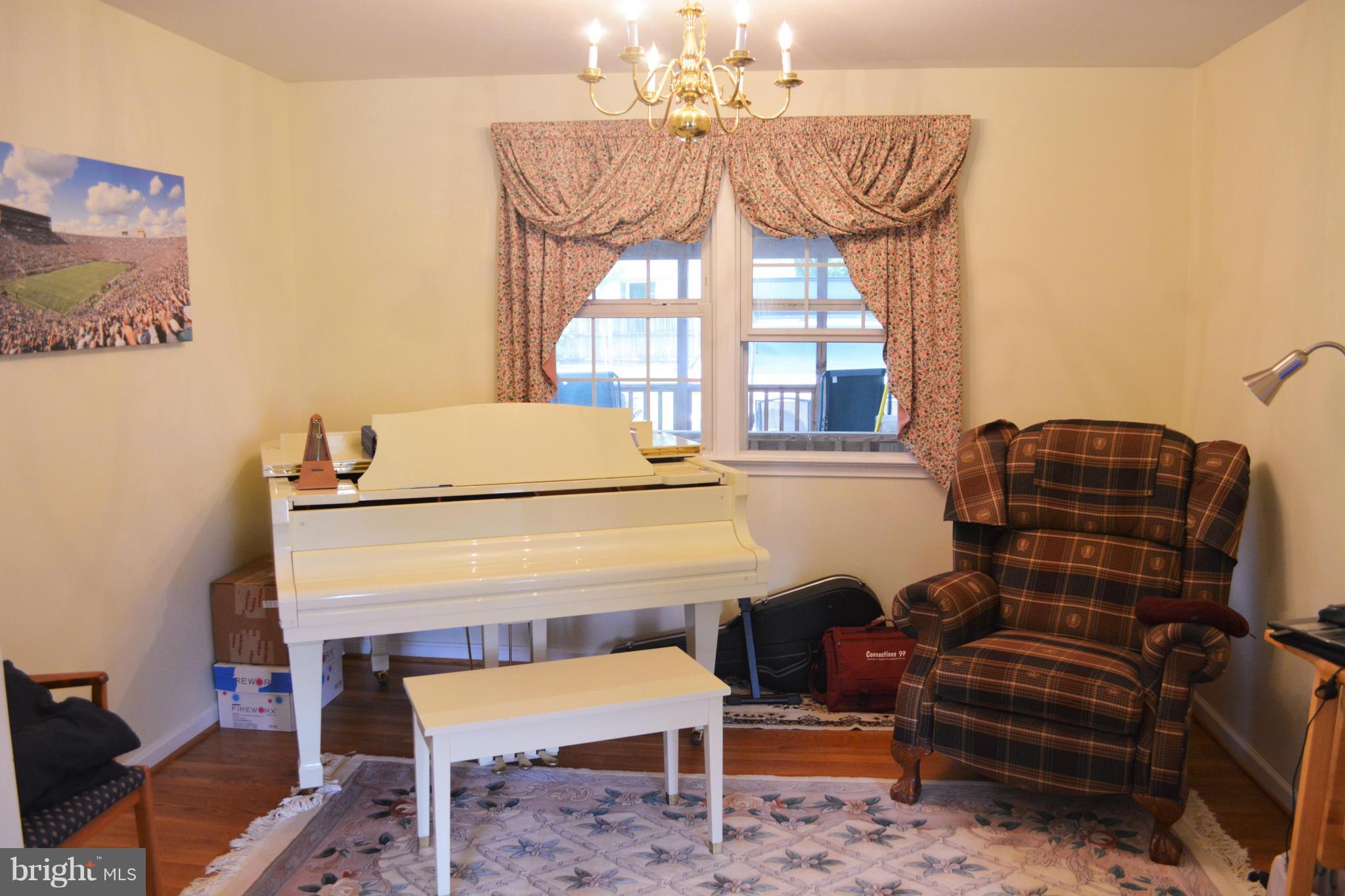 16208 Jerald Road Laurel, MD 20707 - Photo 4 of 26 Piano Room/Office Off Living Room