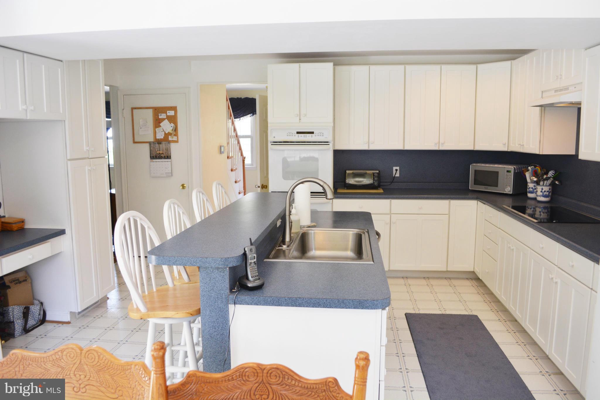 16208 Jerald Road Laurel, MD 20707 - Photo 6 of 26 Kitchen