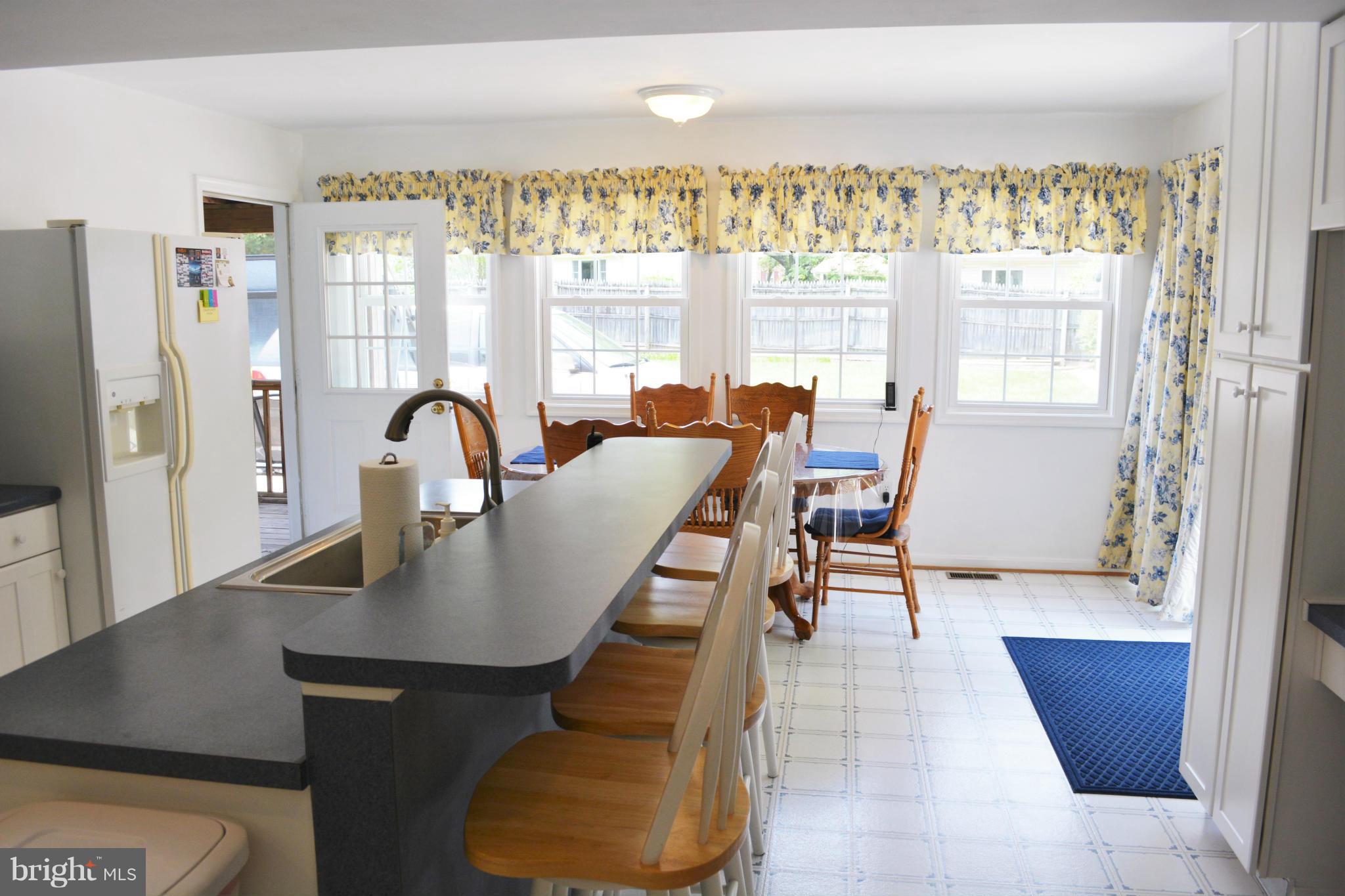 16208 Jerald Road Laurel, MD 20707 - Photo 7 of 26 Kitchen