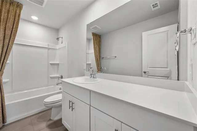 $2,800 | 2307 Rocky Mountain Drive, Royse City, TX 75189