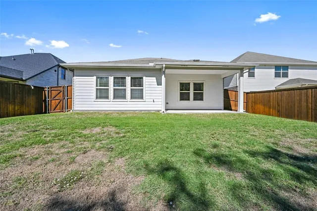 $2,800 | 2307 Rocky Mountain Drive, Royse City, TX 75189