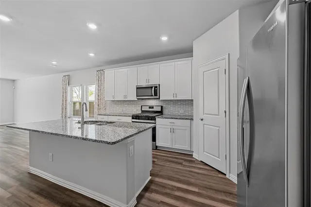 $2,800 | 2307 Rocky Mountain Drive, Royse City, TX 75189