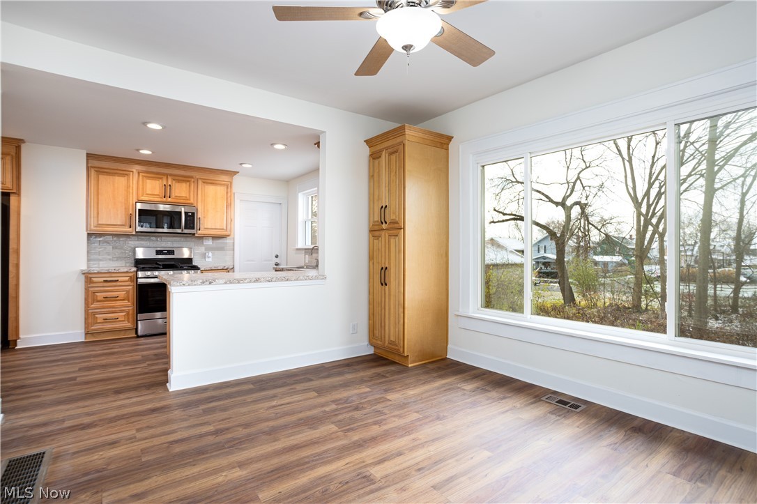 613 Wooster Road North Barberton, OH 44203 - Photo 12 of 32 Gallery Image 12