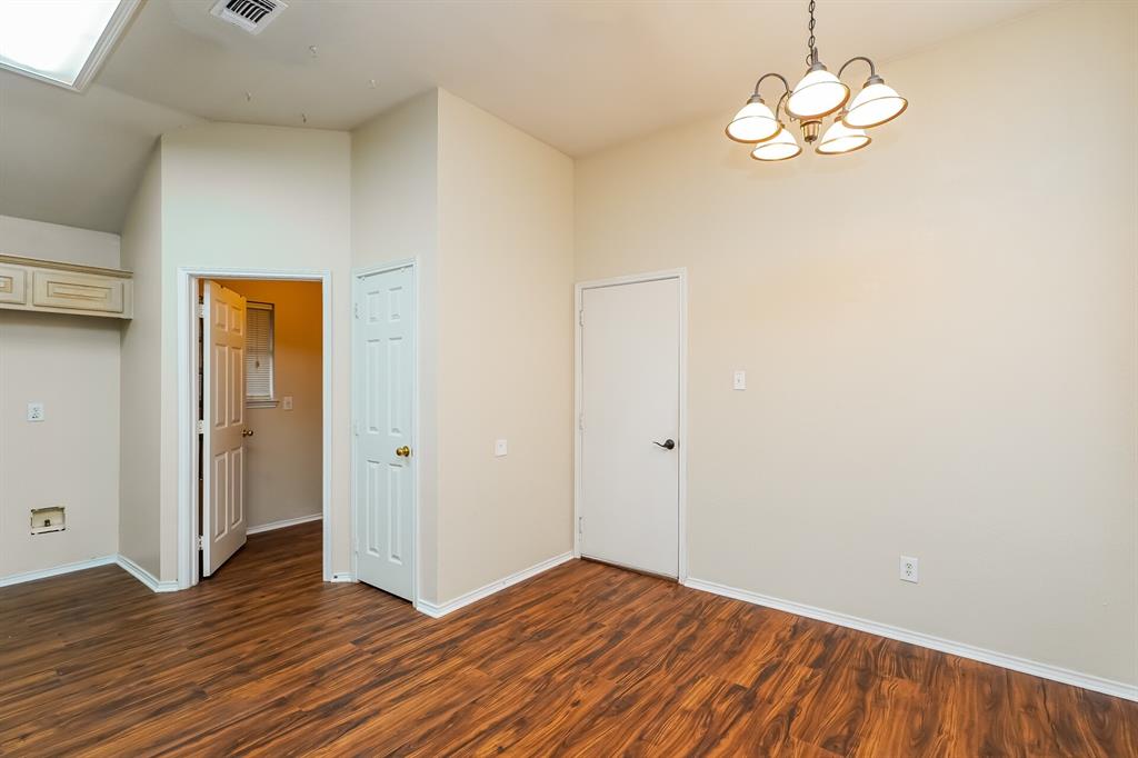 10706 Robincreek Lane Frisco, TX 75035 - Photo 5 of 17