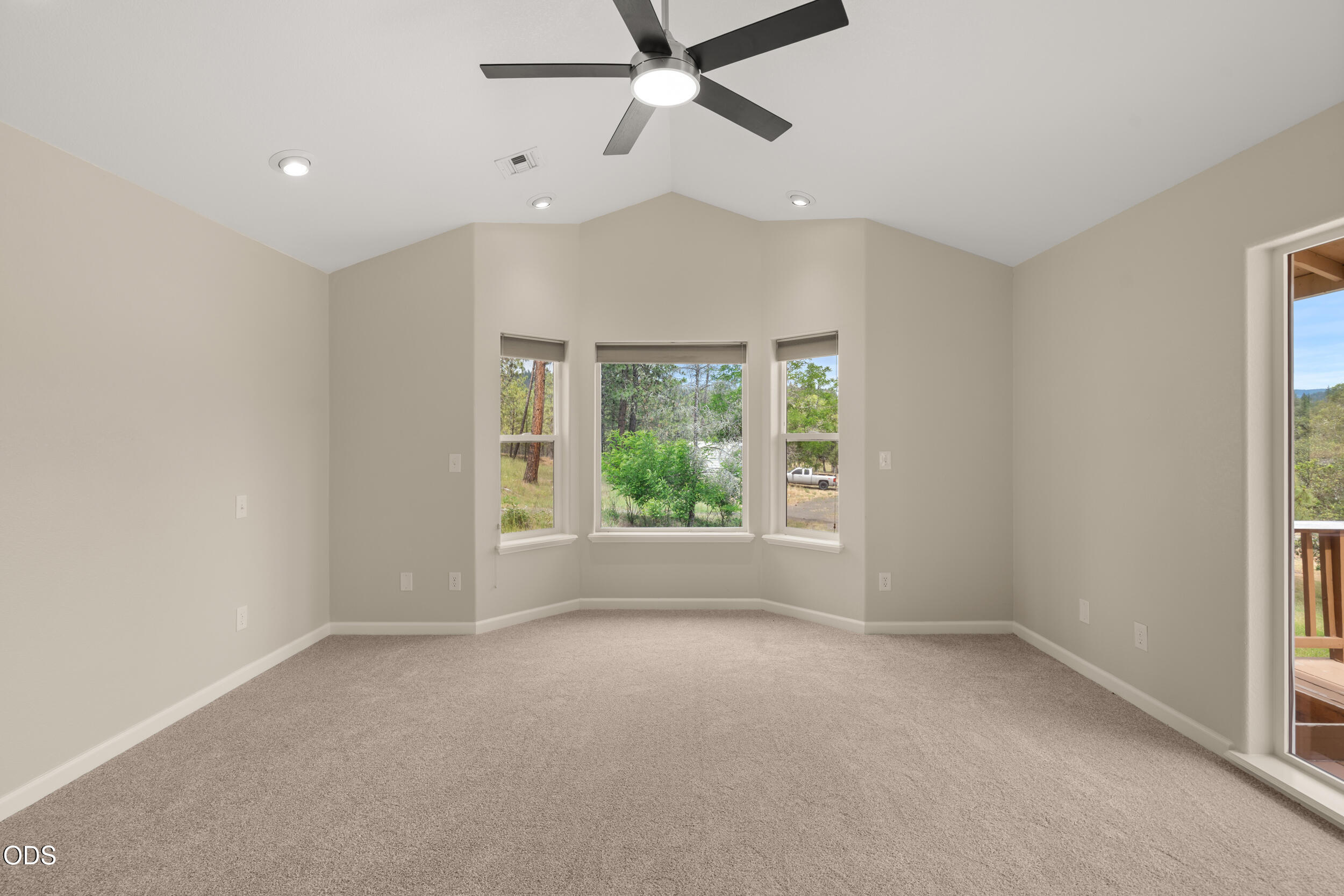 580 Ragsdale Road Trail, OR 97541 - Photo 11 of 38