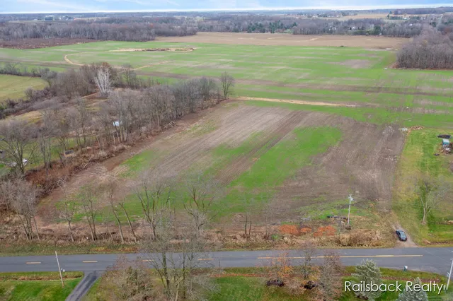 $1,490,000 | 4404 Peach Ridge Avenue Northwest, Grand Rapids, MI 49544