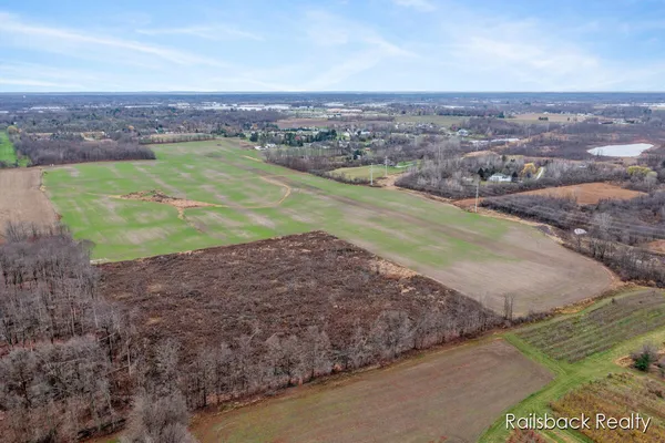 $1,490,000 | 4404 Peach Ridge Avenue Northwest, Grand Rapids, MI 49544