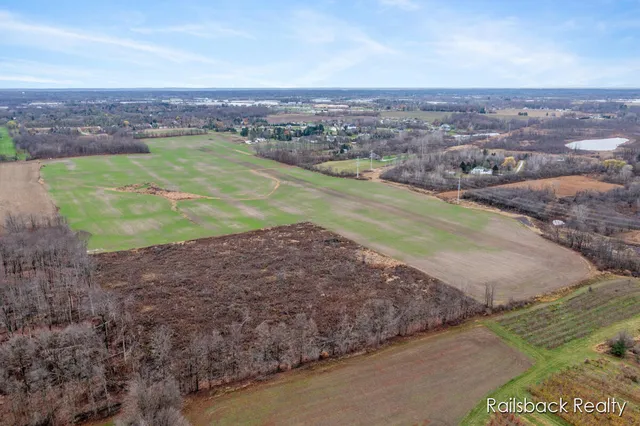 $1,490,000 | 4404 Peach Ridge Avenue Northwest, Grand Rapids, MI 49544