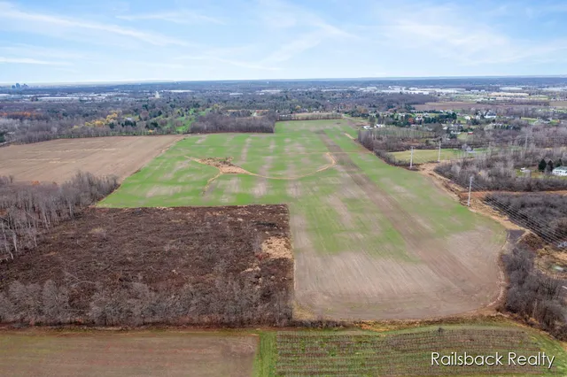 $1,490,000 | 4404 Peach Ridge Avenue Northwest, Grand Rapids, MI 49544