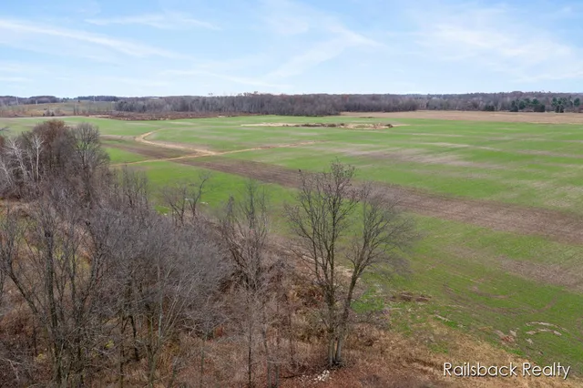 $1,490,000 | 4404 Peach Ridge Avenue Northwest, Grand Rapids, MI 49544