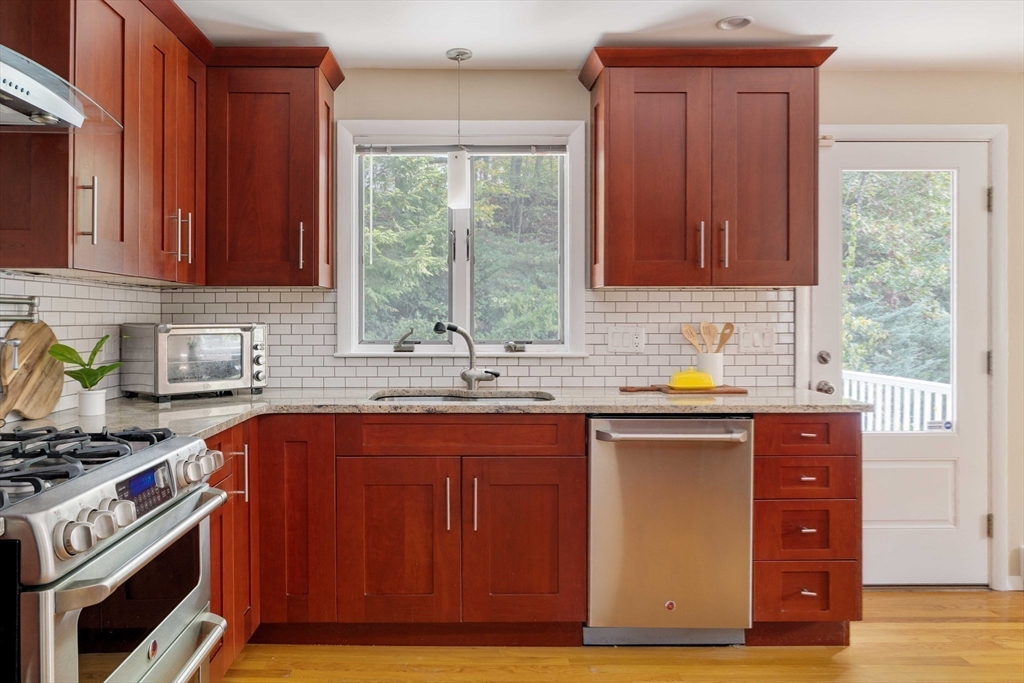 10 Hackensack Terrace Boston, MA 02467 - Photo 12 of 38