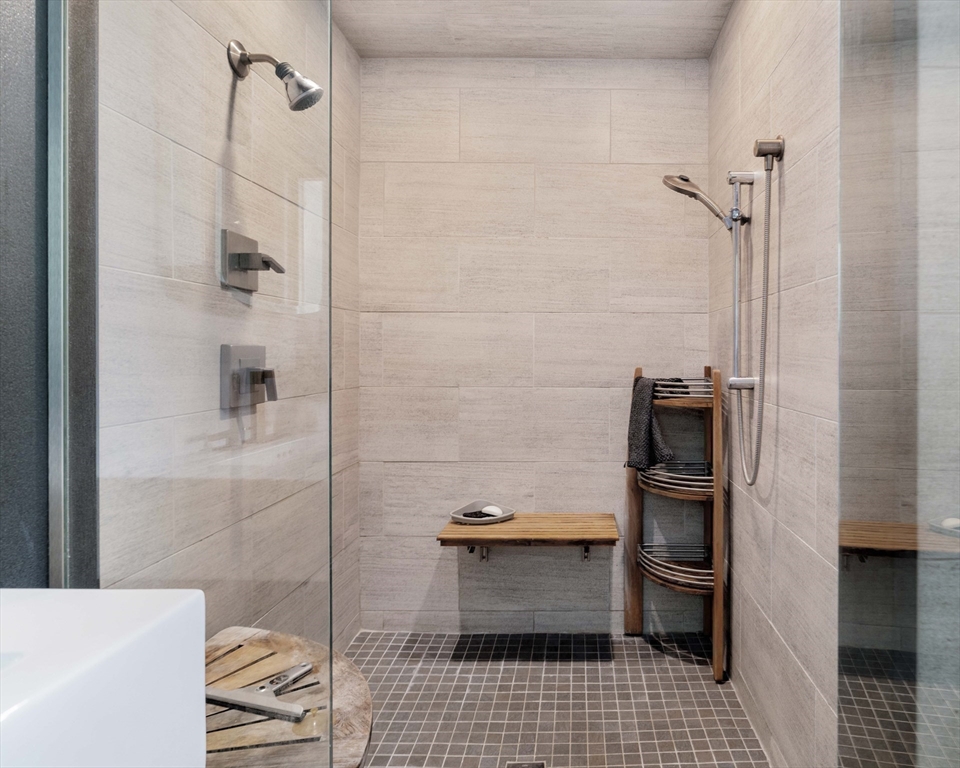 10 Hackensack Terrace Boston, MA 02467 - Photo 25 of 38