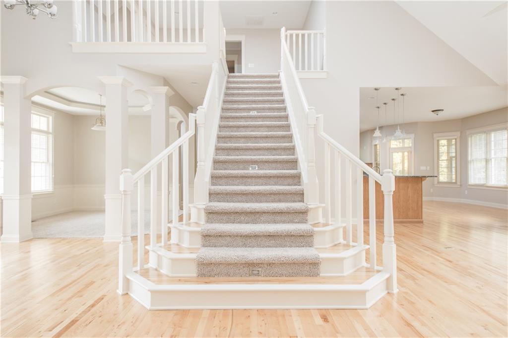 9011 Promontory Road Indianapolis, IN 46236 - Photo 16 of 24 Gallery Image 16