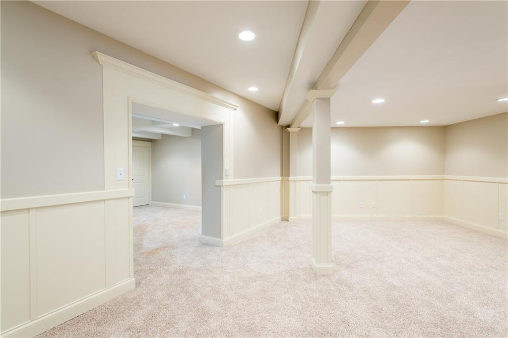 9011 Promontory Road Indianapolis, IN 46236 - Photo 21 of 24 Gallery Image 21