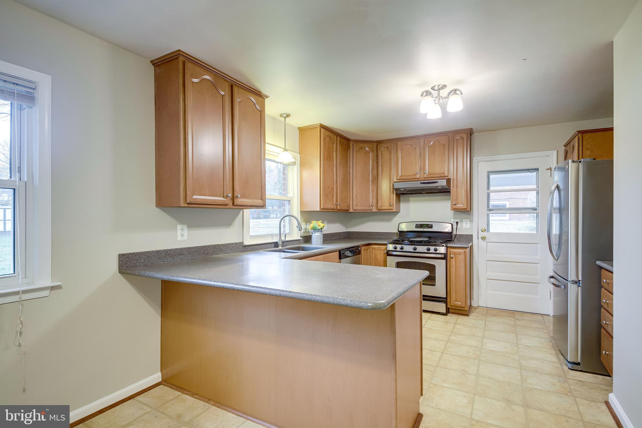 52 Blue Ridge Street Warrenton, VA 20186 - Photo 11 of 49 Gallery Image 11