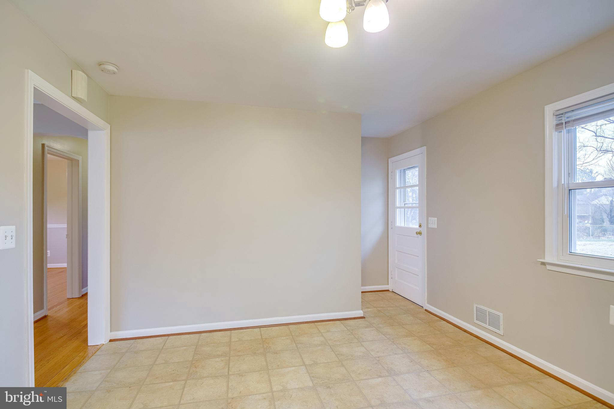 52 Blue Ridge Street Warrenton, VA 20186 - Photo 14 of 49 Gallery Image 14