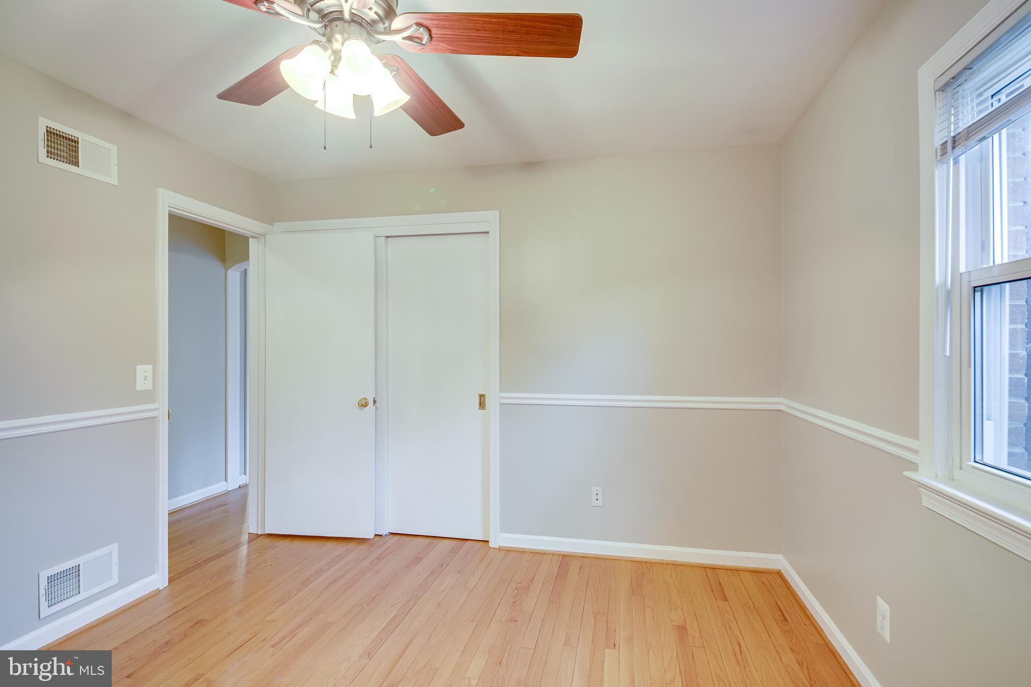 52 Blue Ridge Street Warrenton, VA 20186 - Photo 23 of 49 Second main level bedroom
