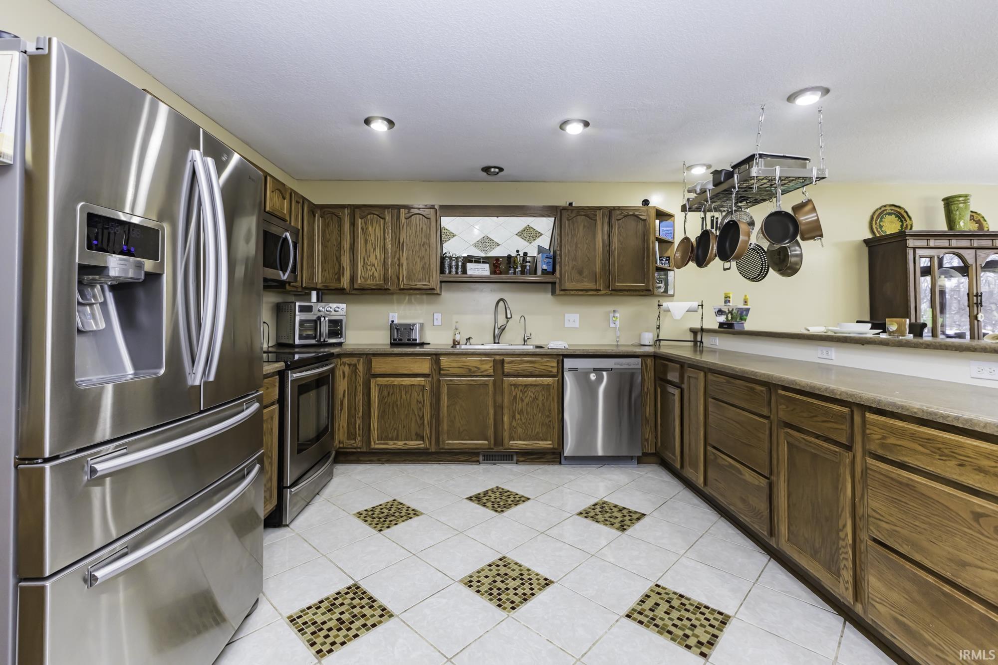 35 Ln 520b Lake, Unit 3 Fremont, IN 46737 - Photo 22 of 36