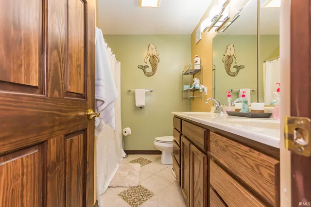 $330,000 | 35 Ln 520b Lake, Unit 3, Fremont, IN 46737